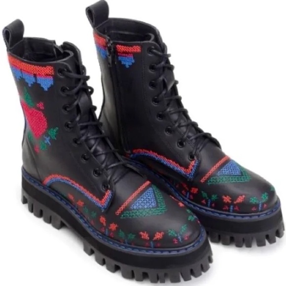 Farm Rio Black Mid Boots Heart Stitched Lace Up - Picture 3 of 16